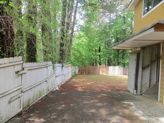 5th image of 1053 Park Forest Ct
