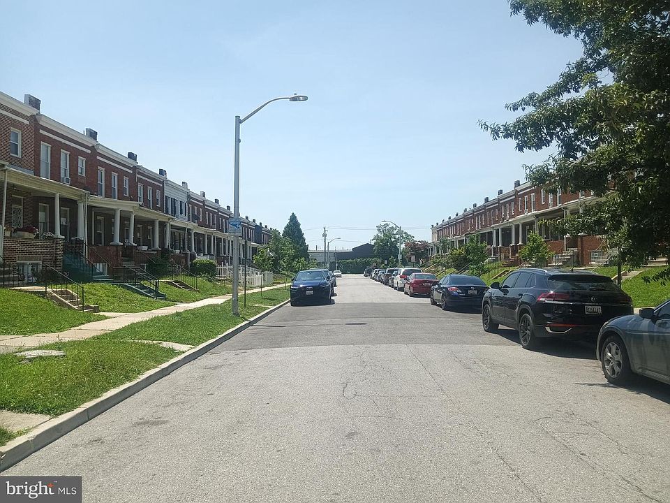 2nd image of 1543 N Payson St