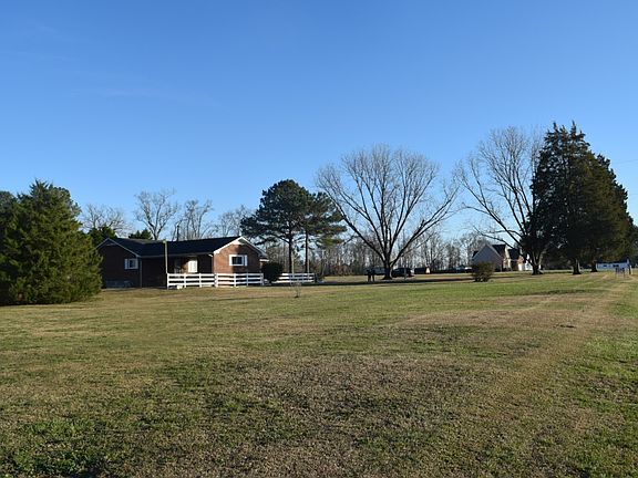 2nd image of 1296 Rex Smith Ln