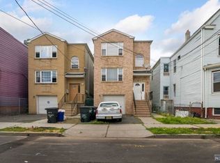 115 Dewey St, Newark, NJ 07112