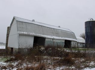 S8790 Swiss Valley Rd, Prairie Du Sac, WI 53578