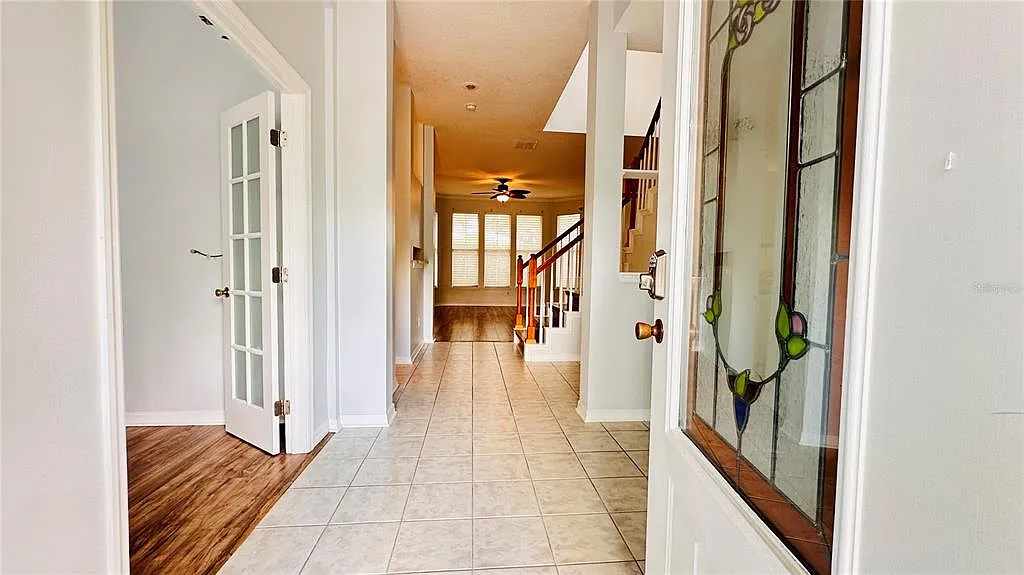 3 bed, 2.5 bath, 1867 sqft, $4,200 — Photo 2