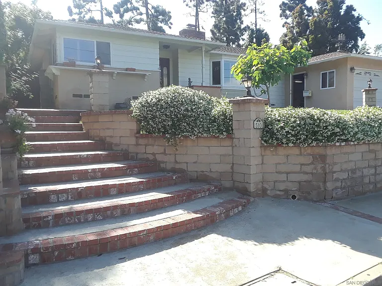 510 Tarento Dr — Photo 14