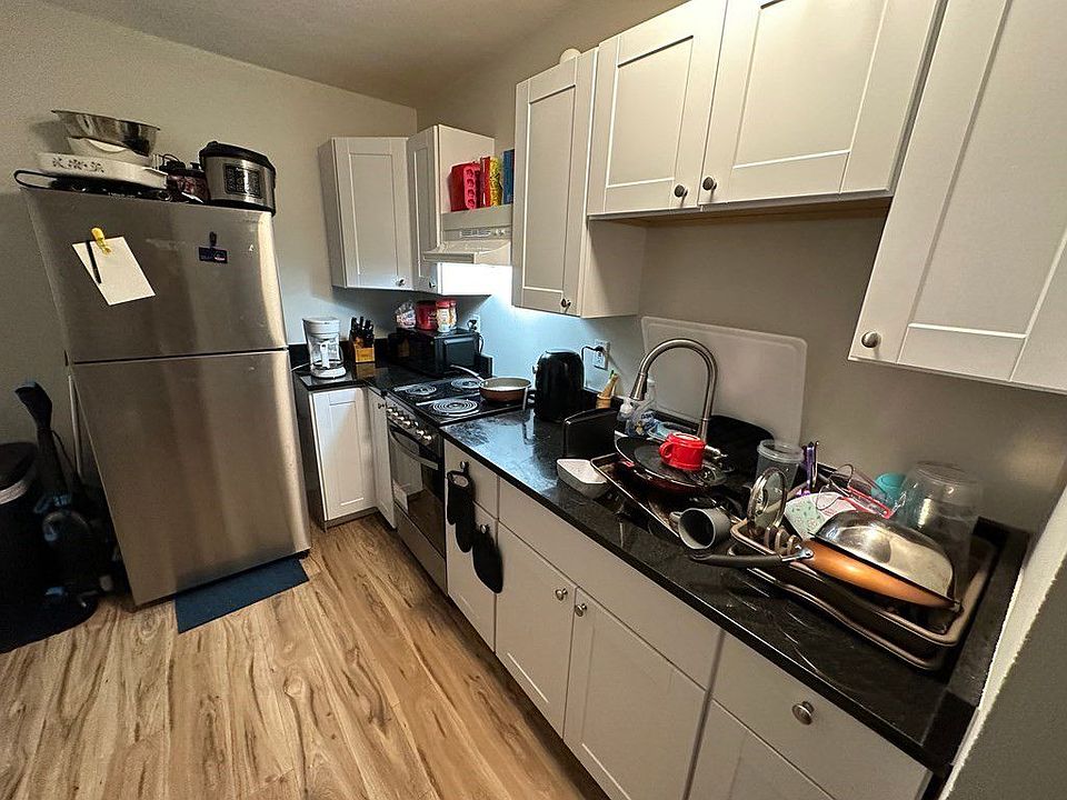 197 Rodman St Apartment Rentals Fall River, MA Zillow