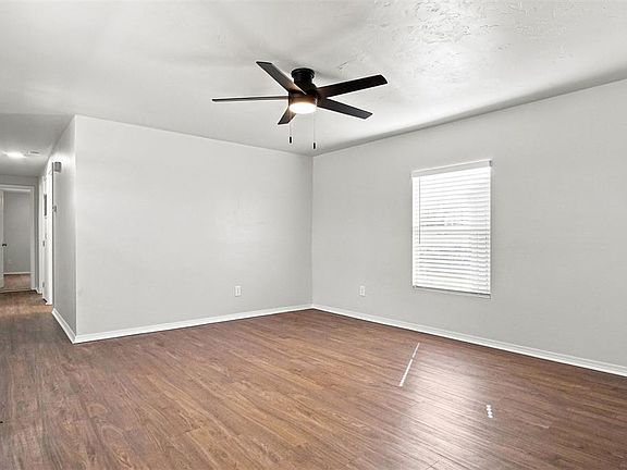 5th image of 17000 190th St