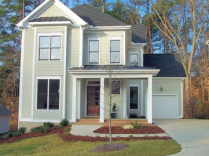 Attractive Craftsman-style home