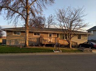 819 E Wilson Ave, Arcadia, WI 54612