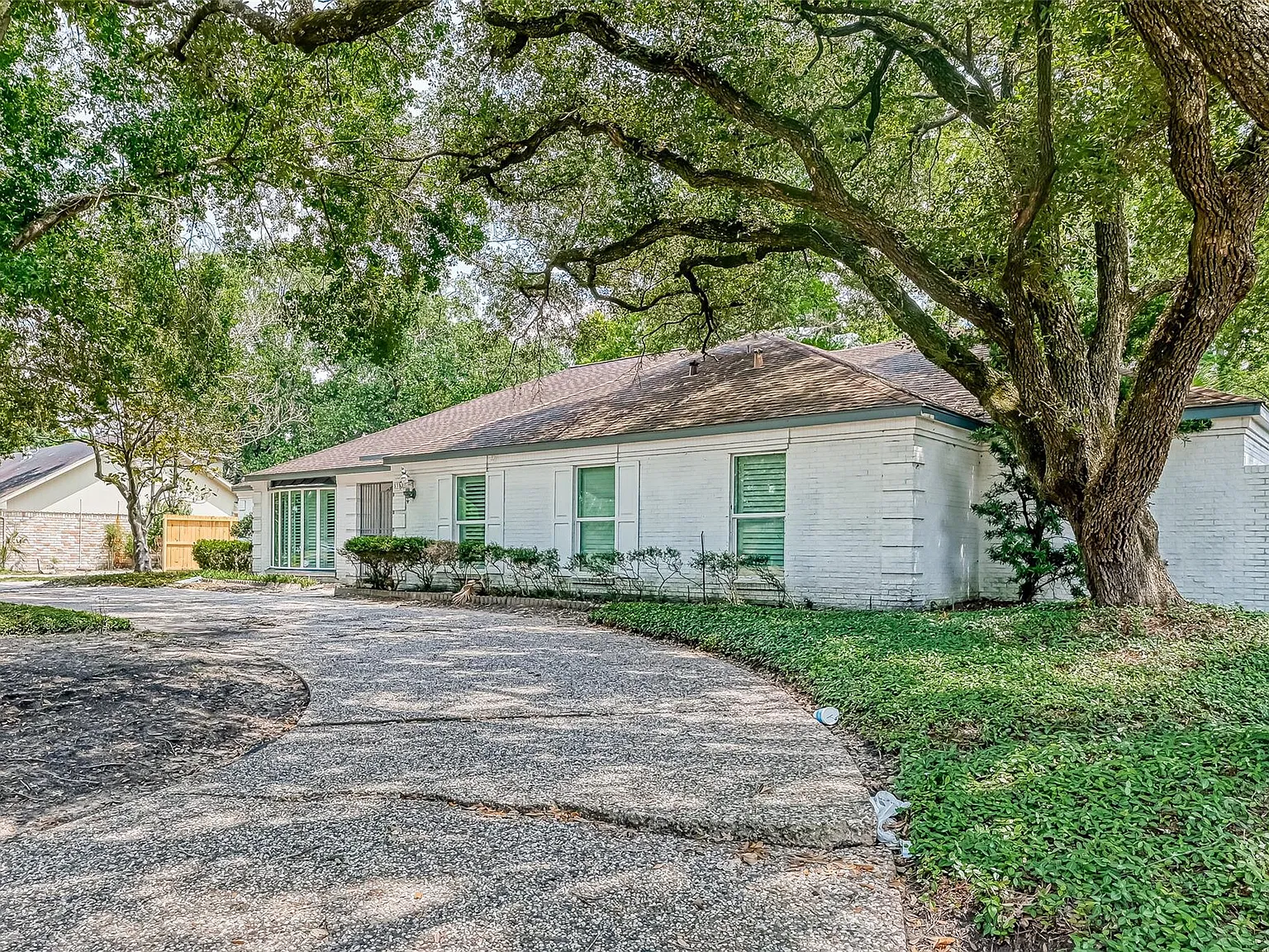 4 bed, 3.5 bath, 4320 sqft, $3,950 — Photo 3