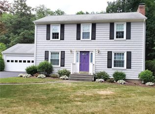 106 Old River Rd, Lincoln, RI 02865