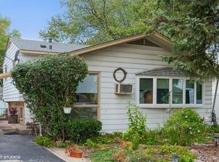 370 Jeanne Ter, Wheeling, IL