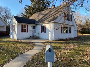 700 Dover Pl, Champaign, IL 61820
