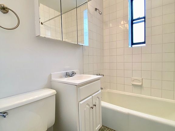 3rd image of 269 Prospect Pl APT 6B