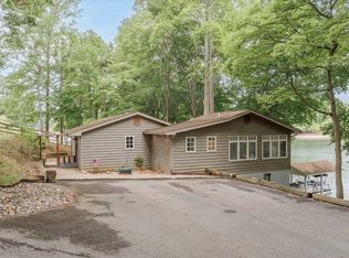 1127 Acorn Dr, Moneta, VA 24121