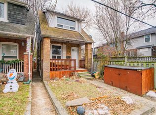 77 Newmarket Ave UNIT A, Toronto, ON M4C1W1