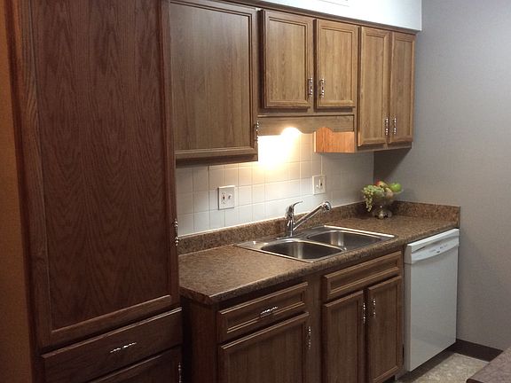 2nd image of 7815 Douglas Ave APT 307