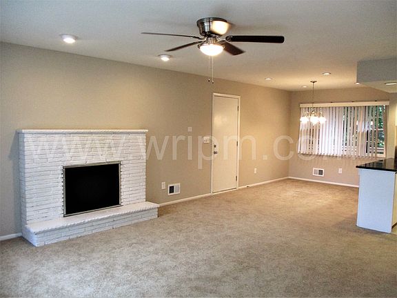3rd image of 5 Parkway Dr