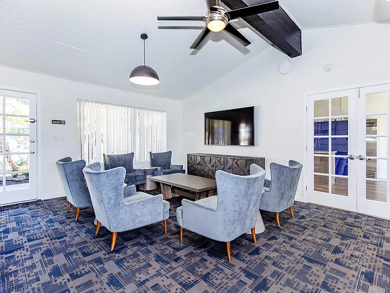 R.C. Briarwood Apartment Homes — Photo 9