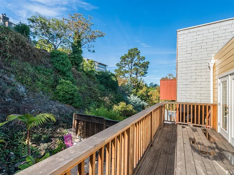 724 De Haro St — Photo 7