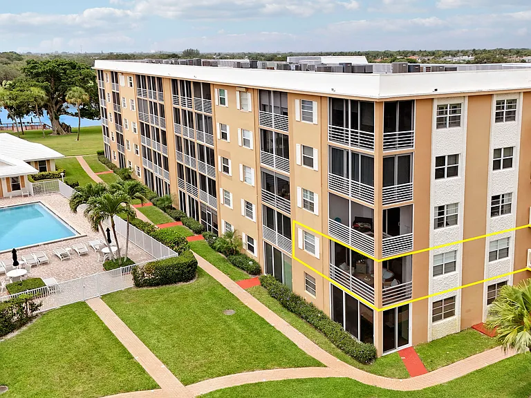 308 Golfview Rd #201 — Photo 3