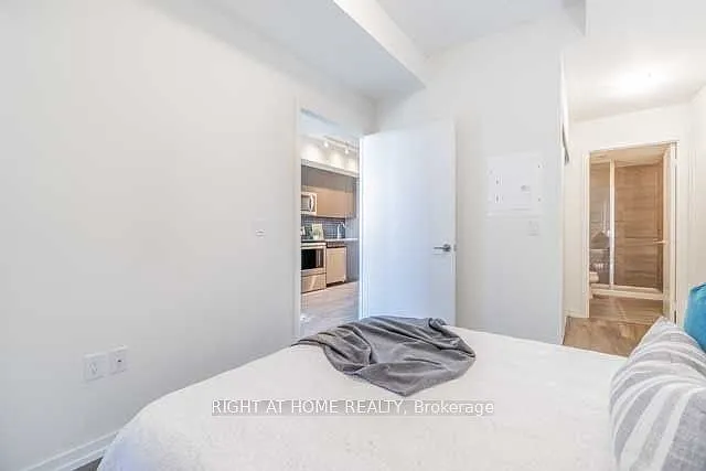 3237 Bayview Ave #308 — Photo 7