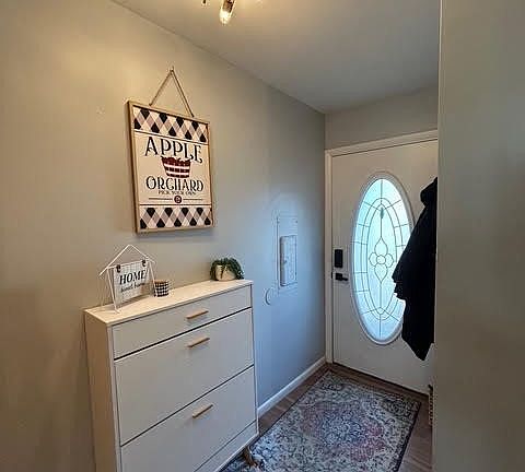 4th image of 205 Natick Cir