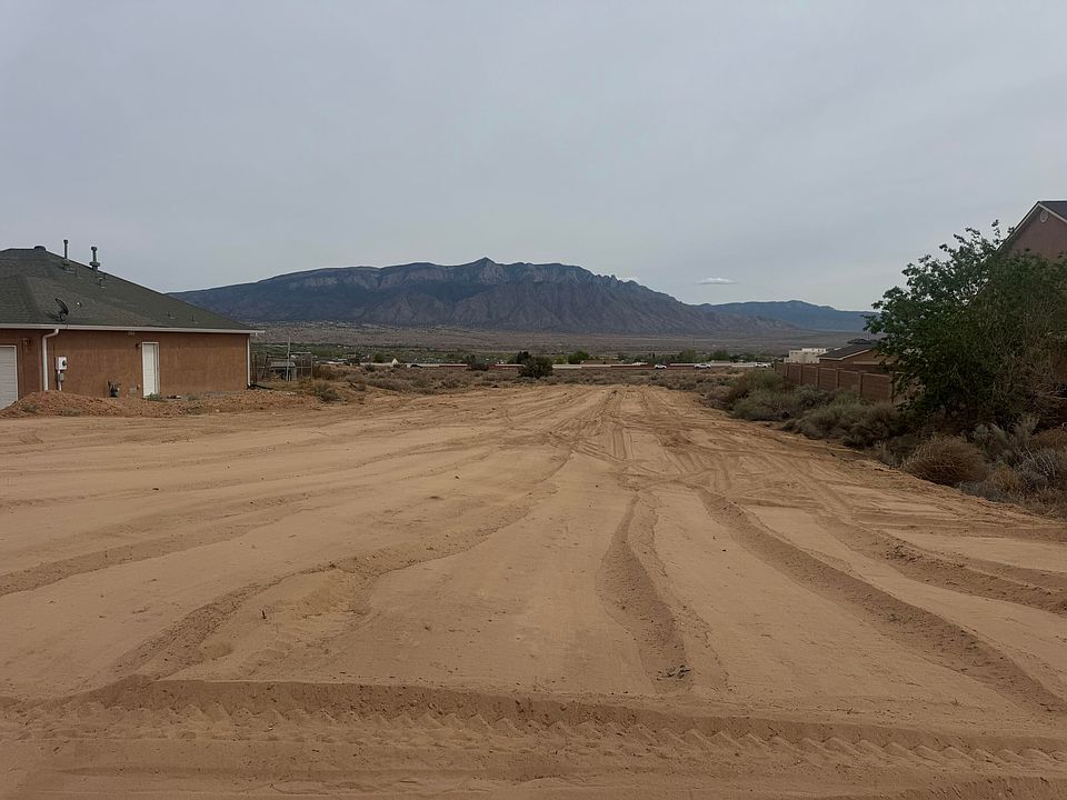 1st image of 2628 Nogales Rd NE
