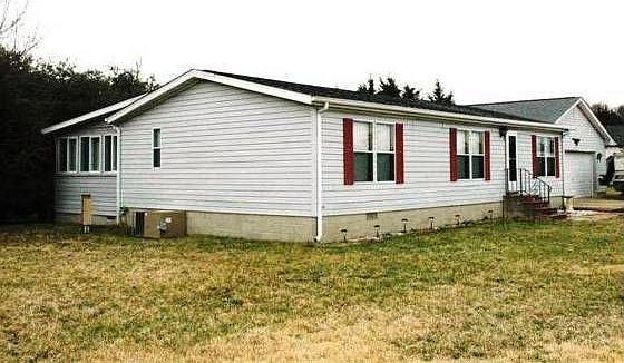 1st image of 15 W Greenwing Dr