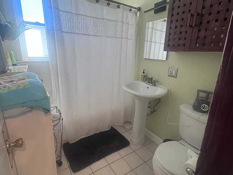 93 Beech St #2 — Photo 9