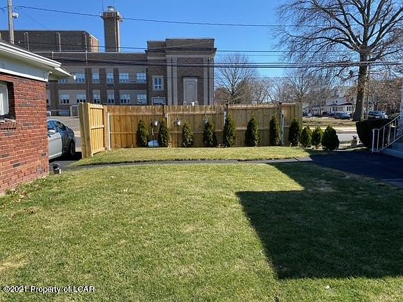4th image of 98 N Atherton Ave