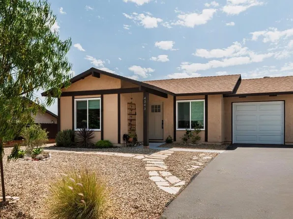 4543 Beverly Glen Dr, Oceanside, CA 92056