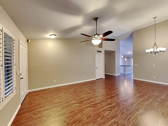 3rd image of 11054 E DIAMOND Avenue