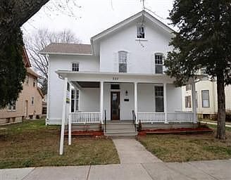 1st image of 227 S Lincoln Ave