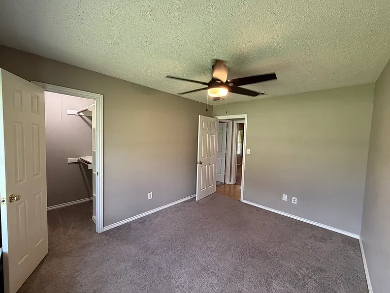 1805 Dunn St — Photo 6