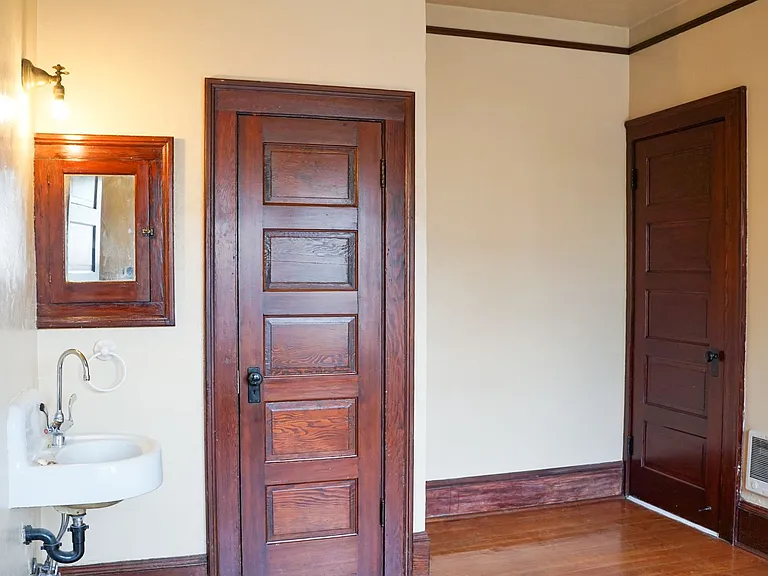 3958 N Mississippi Ave #3 — Photo 8