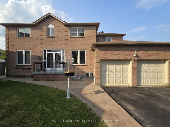 18 Samson Ct, Brampton, ON L6Y 3M4