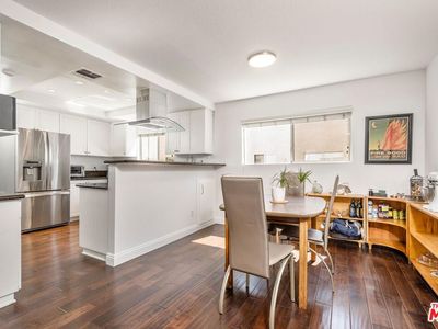 18550 Hatteras St UNIT 32, Tarzana, CA, 91356