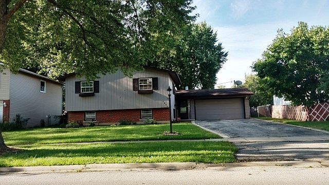 1st image of 1095 White Bridge Ln