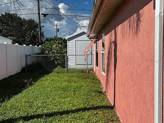 3rd image of 8186 Agress Ave