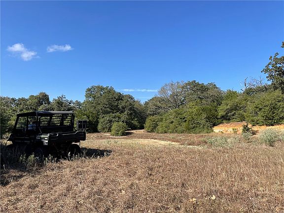 5th image of 1813 Lone Star Ln