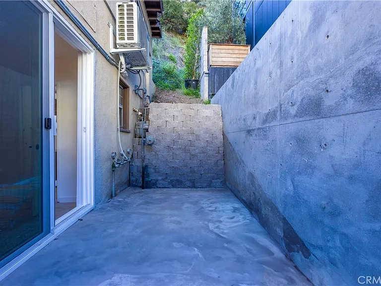 1303 N Beverly Glen Blvd — Photo 10