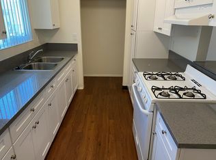 11913 Runnymede St, North Hollywood, CA 91605