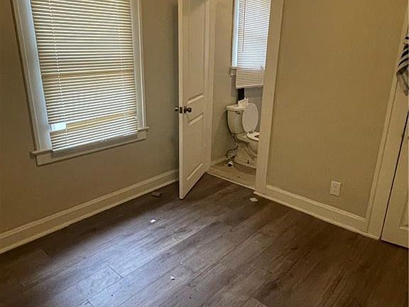 5th image of 1537 S Willow Ave