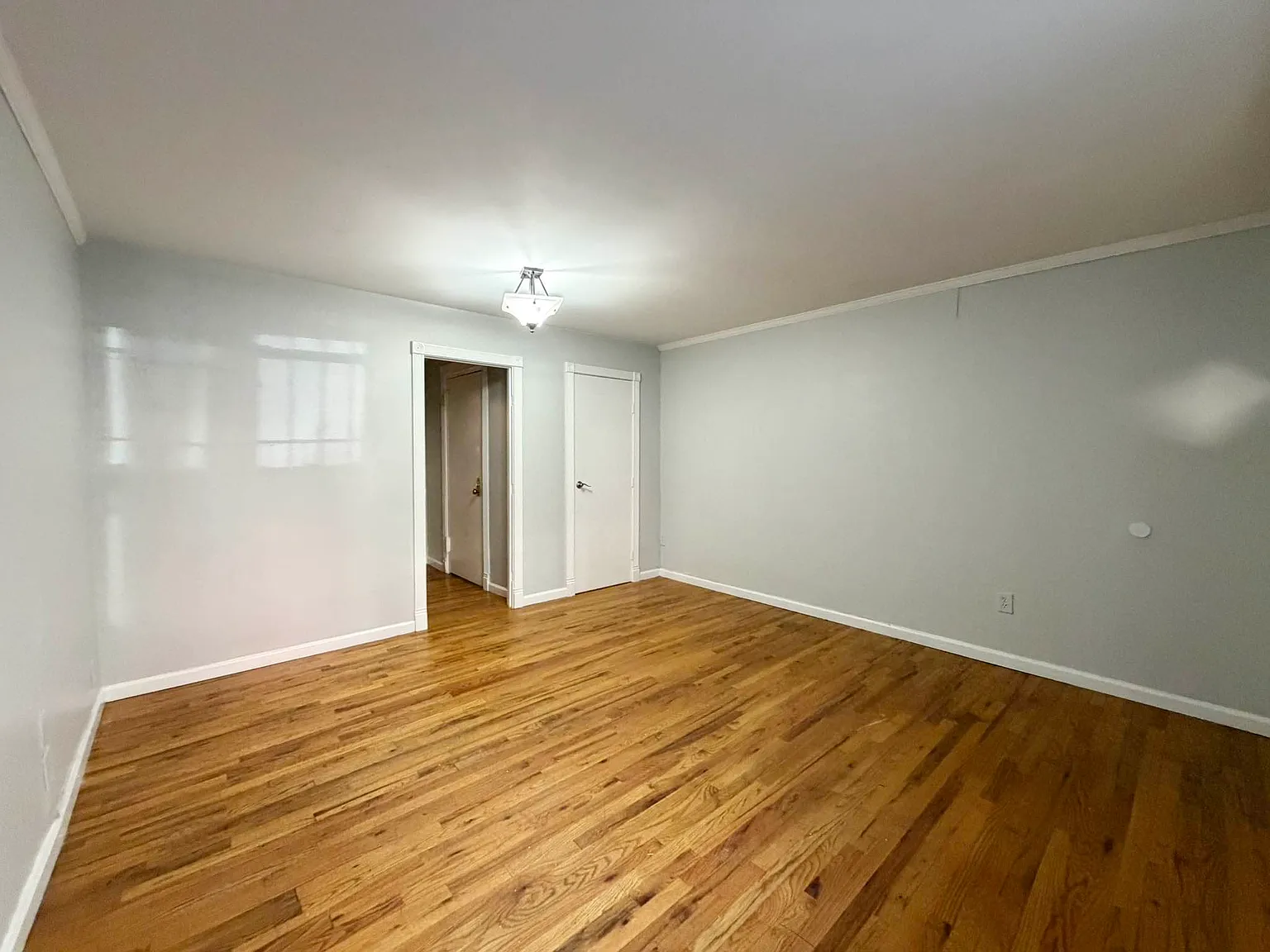 212 West 123rd Street — Photo 4