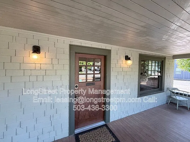2320 State St — Photo 4