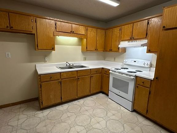 5th image of 295 Homer Rd APT 6