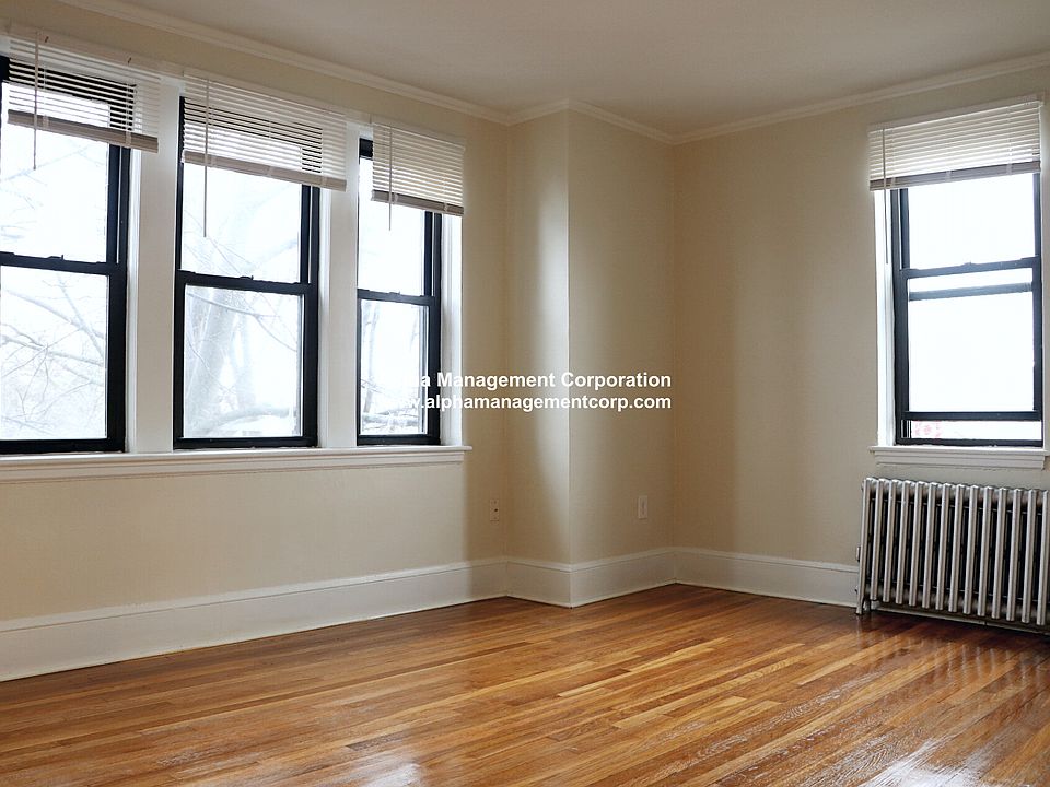 2nd image of 53 Fellsway W APT 18