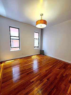 4th image of 3030 Holland Ave #7A