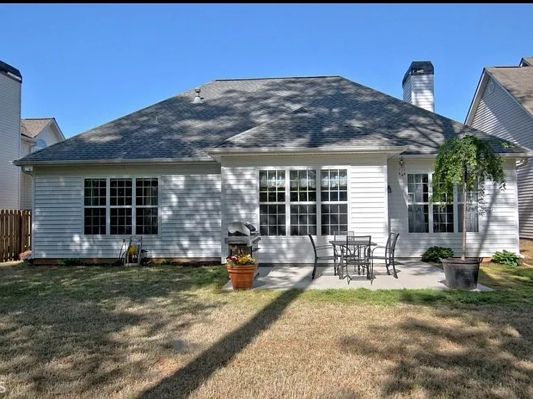 320 Millbrook Village Dr — Photo 17