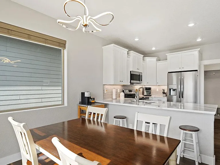3628 Blue Feather Trl — Photo 5