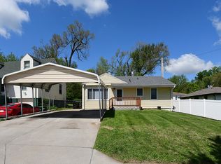 6534 N 40th St, Omaha, NE 68112
